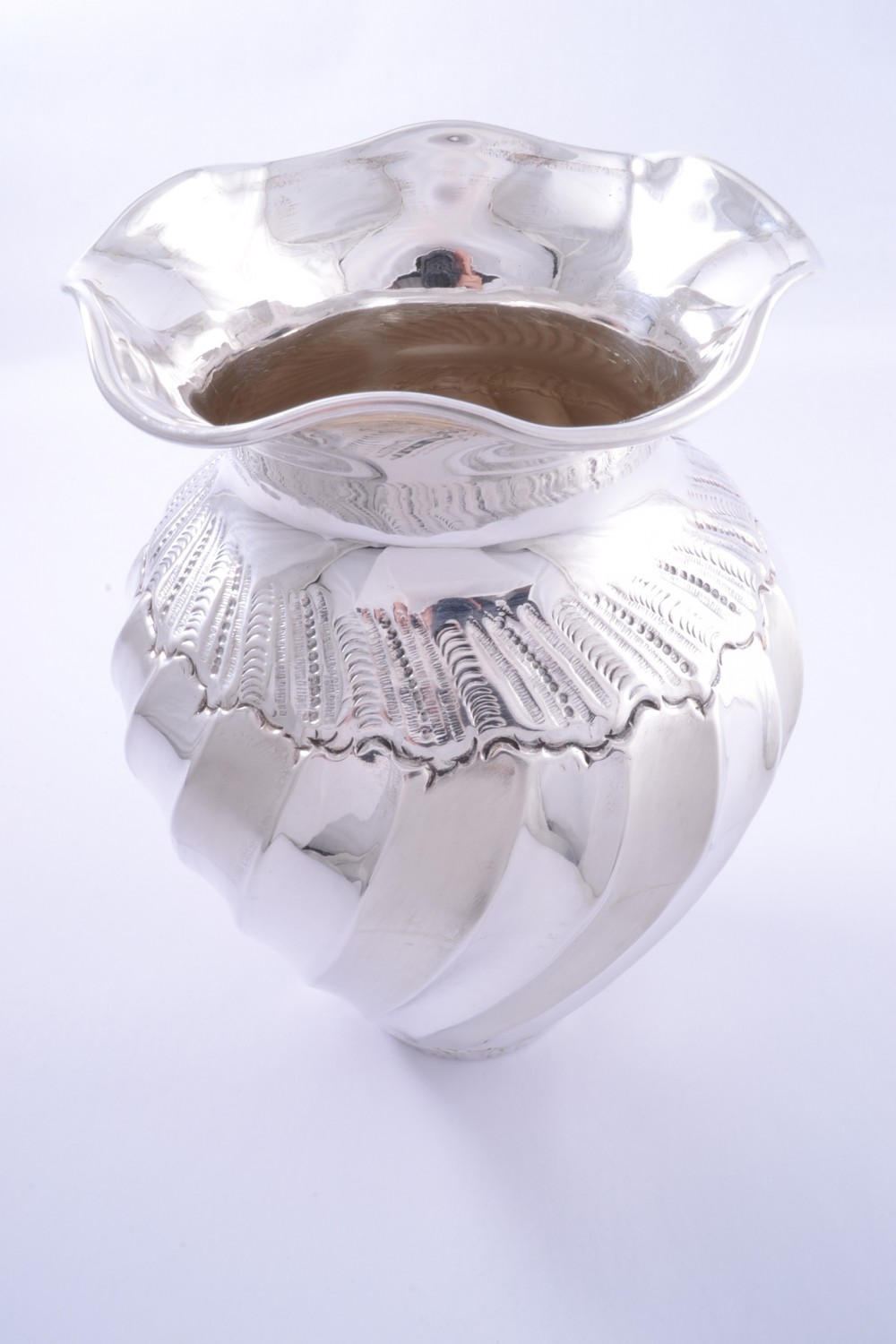Vaza din argint masiv model cu dungi
